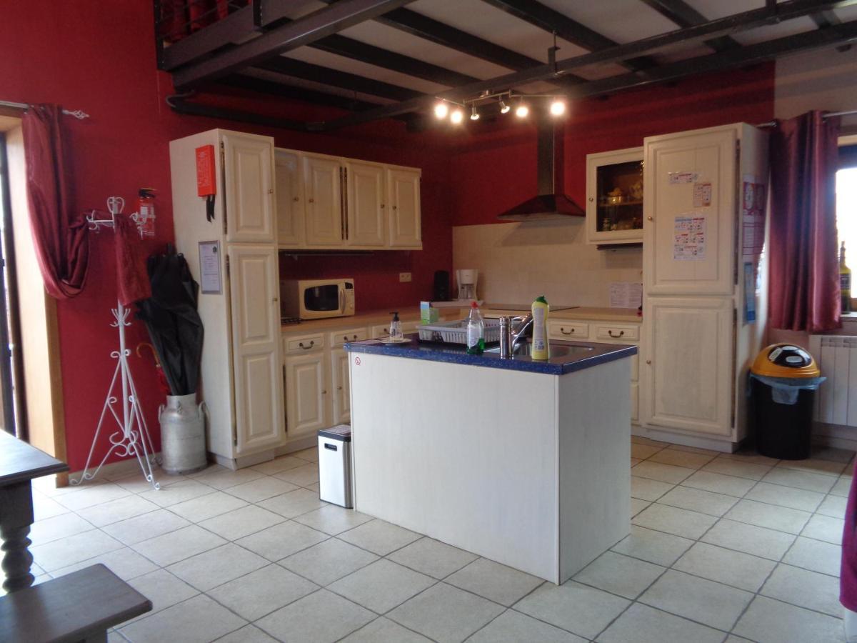 Gîte à deux pas de l'horloge Senzeille Extérieur photo