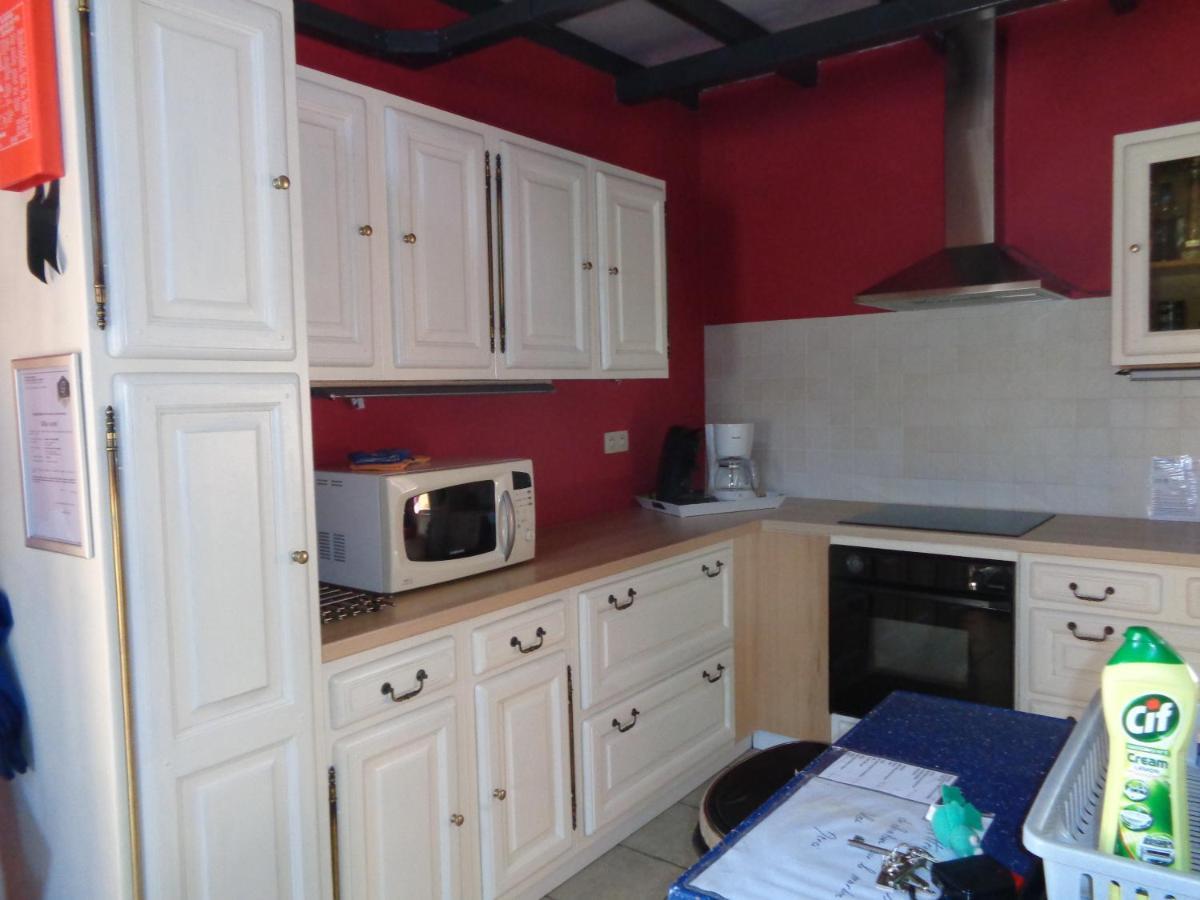 Gîte à deux pas de l'horloge Senzeille Extérieur photo