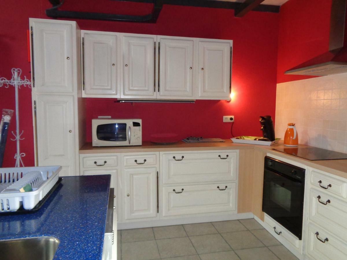 Gîte à deux pas de l'horloge Senzeille Extérieur photo