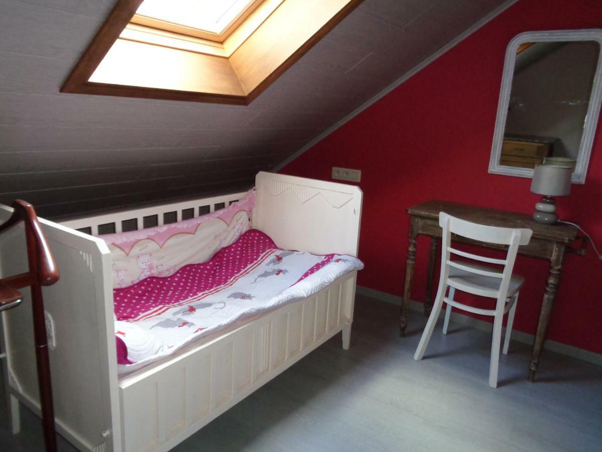 Gîte à deux pas de l'horloge Senzeille Extérieur photo